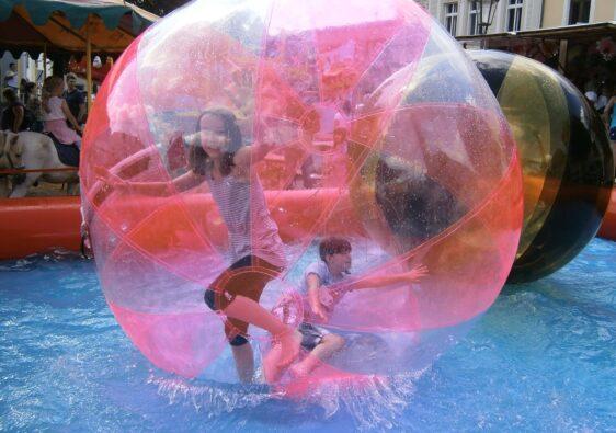 Nicht nur etwas für Kinder: Zorbing