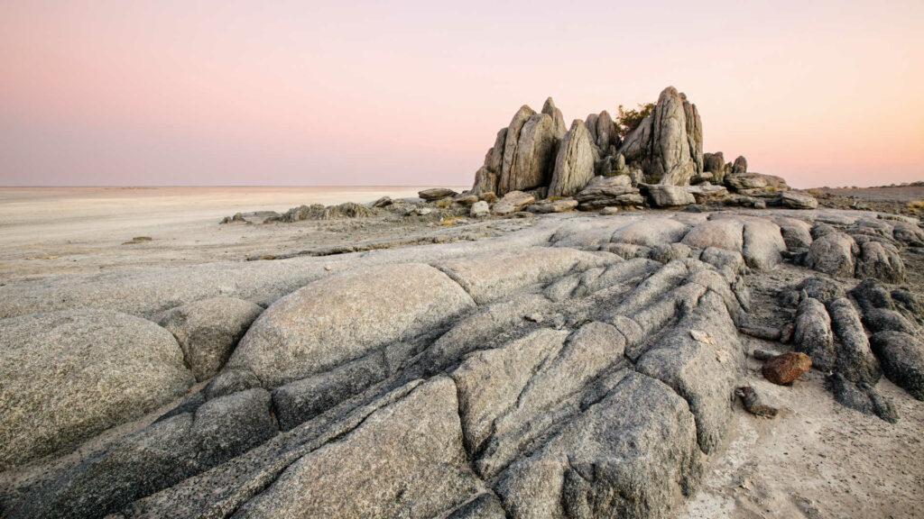 Makgadikgadi Salzpfannen - Bildquelle: Wallpapercave.com